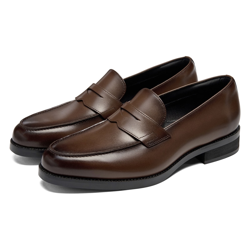 ダークブラウン