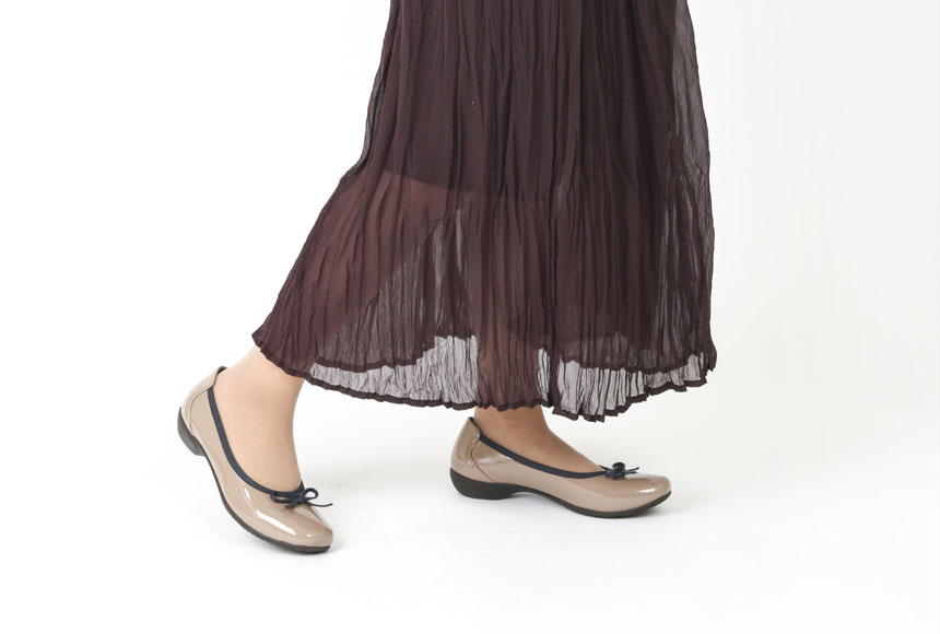 ニオイの原因を知ってパンプスのニオイ対策を試してみよう"
