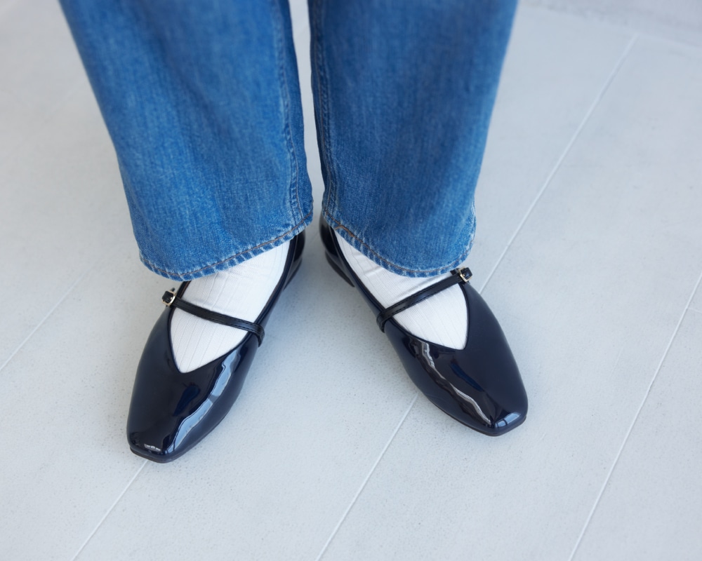 デニムにメリージェーンパンプス